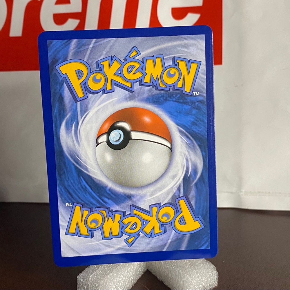 Pokémon Collectible Bundle Boxes - Picture 13 of 17